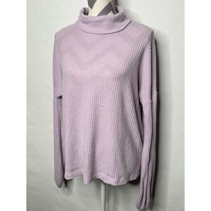 lavender turtle neck long sleeve shirt‎